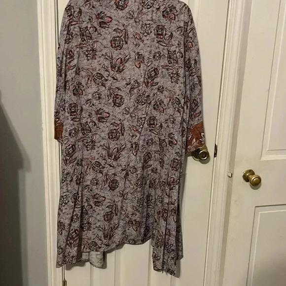 Maurice’s plus size kimono purple and brown pattern size 2x - Picture 4 of 5